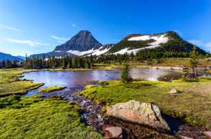 Lake above Logan Pass-4208.jpg